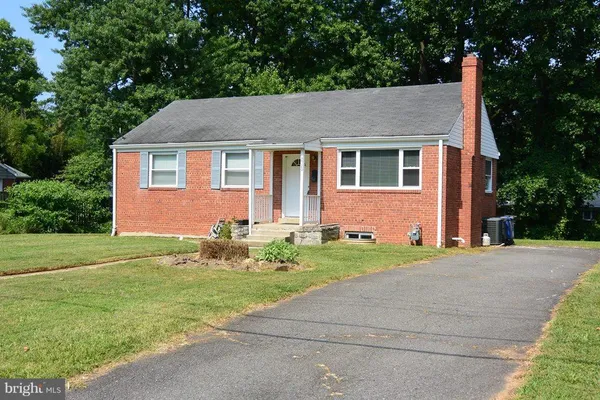 $3,400 | 3720 Terrace Drive, Annandale, VA 22003