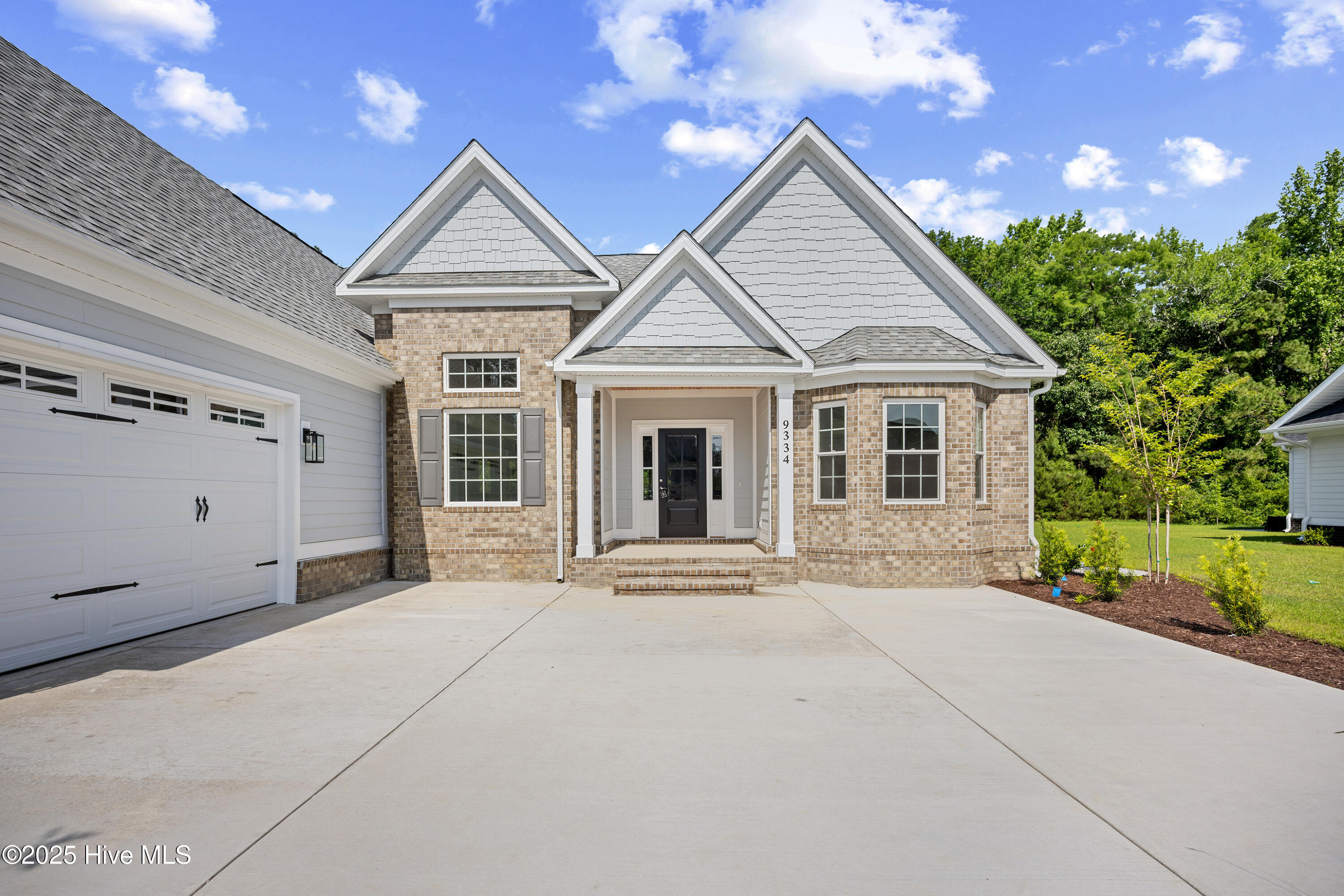 9334 Old Salem Way Calabash, NC 28467 - Photo 2 of 44 F69A0754