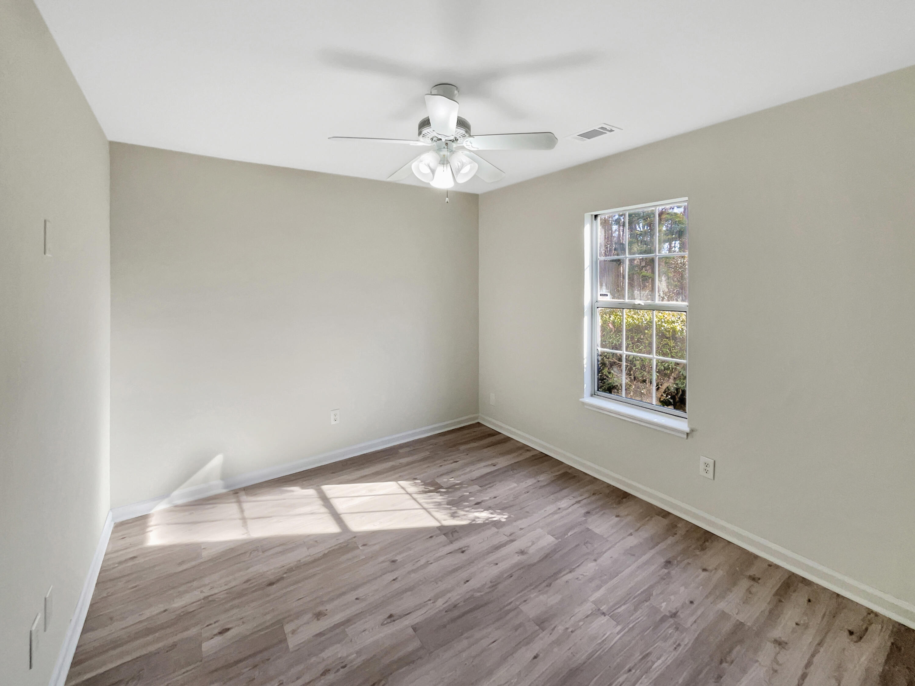 246 Two Hitch Road Goose Creek, SC 29445 - Photo 14 of 16 listing_13