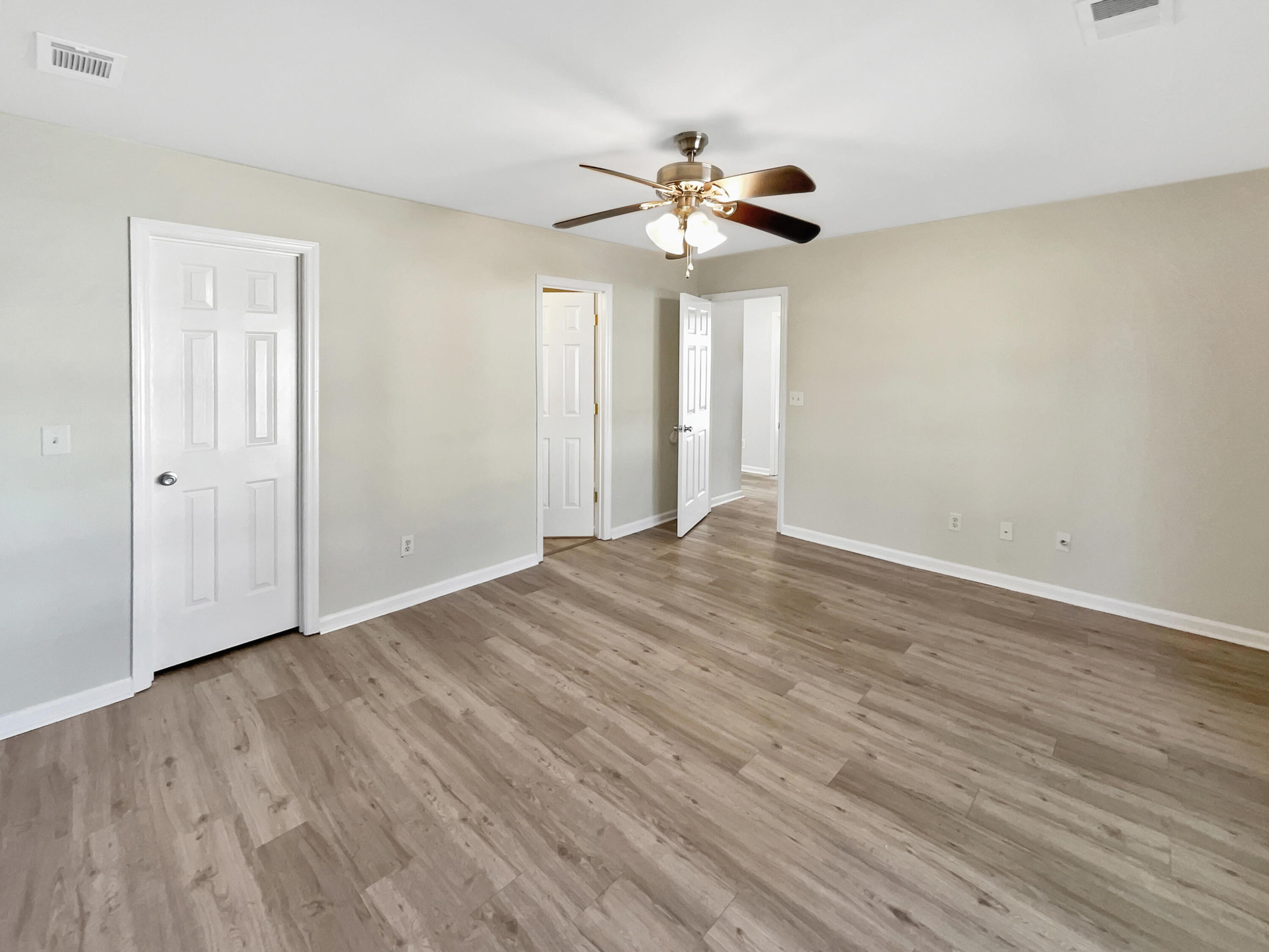 246 Two Hitch Road Goose Creek, SC 29445 - Photo 7 of 16 listing_6