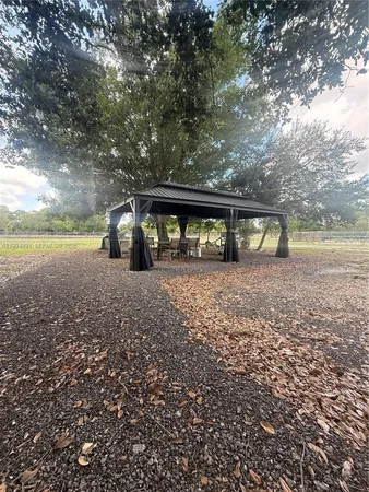 $2,500 | 820 North Trebol Street, Clewiston, FL 33440