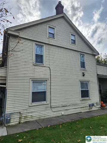 $1,850 | 915 North New Street, Unit 2, Bethlehem, PA 18018