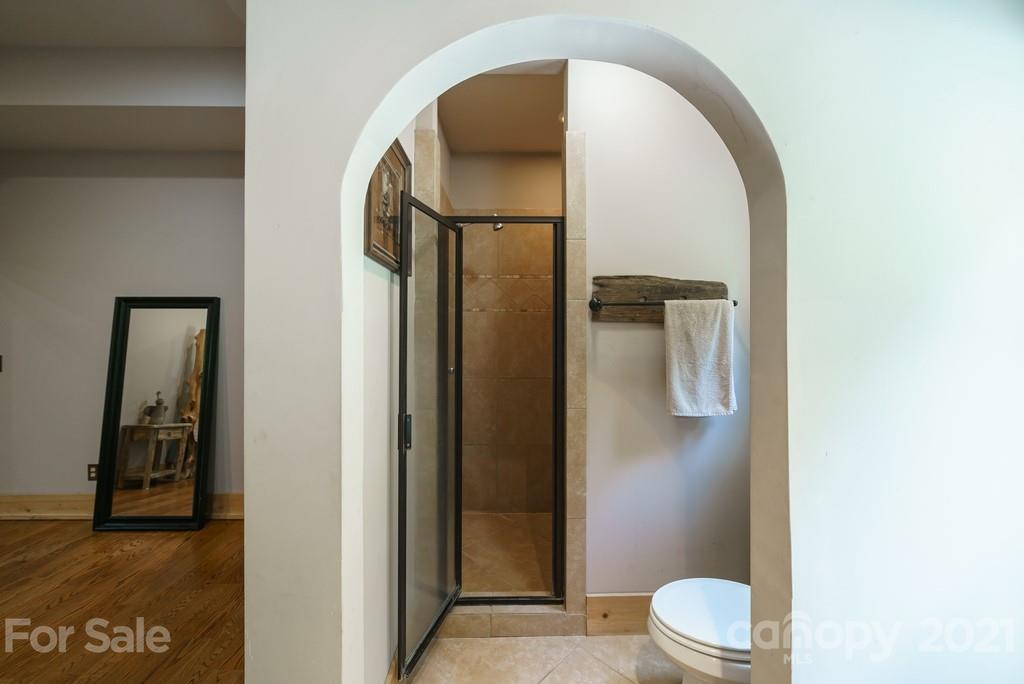 1094 West End Road Chester, SC 29706 - Photo 14 of 37 a bathroom with a toilet and a mirror