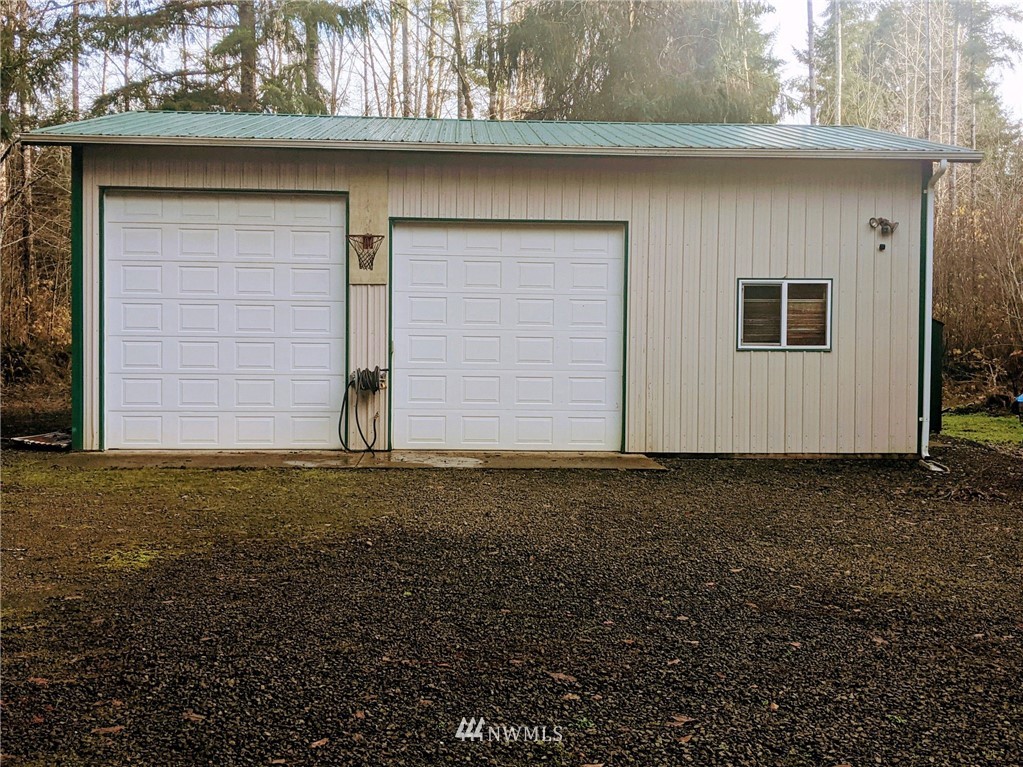 341 Lund Road Cosmopolis, WA 98537 - Photo 3 of 24 Gallery Image 3