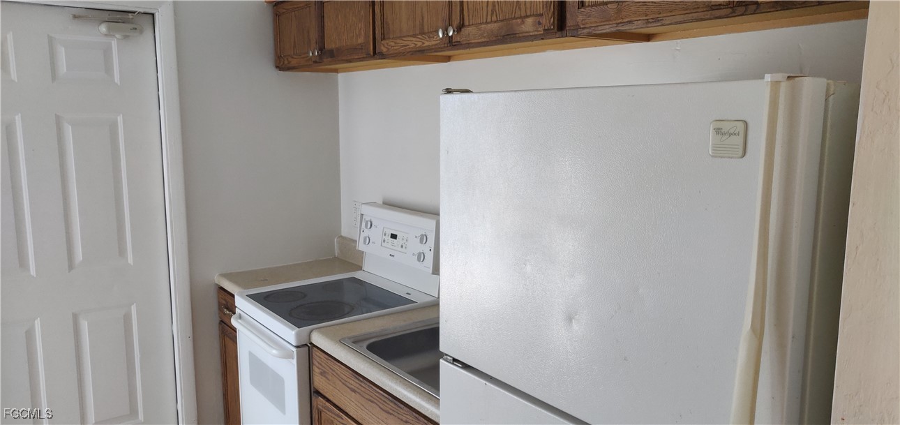 28 Temple Court Lehigh Acres, FL 33936 - Photo 8 of 24