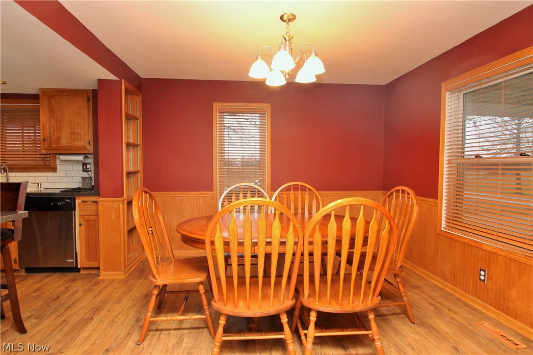 856 Reimer Road Wadsworth, OH 44281 - Photo 13 of 34