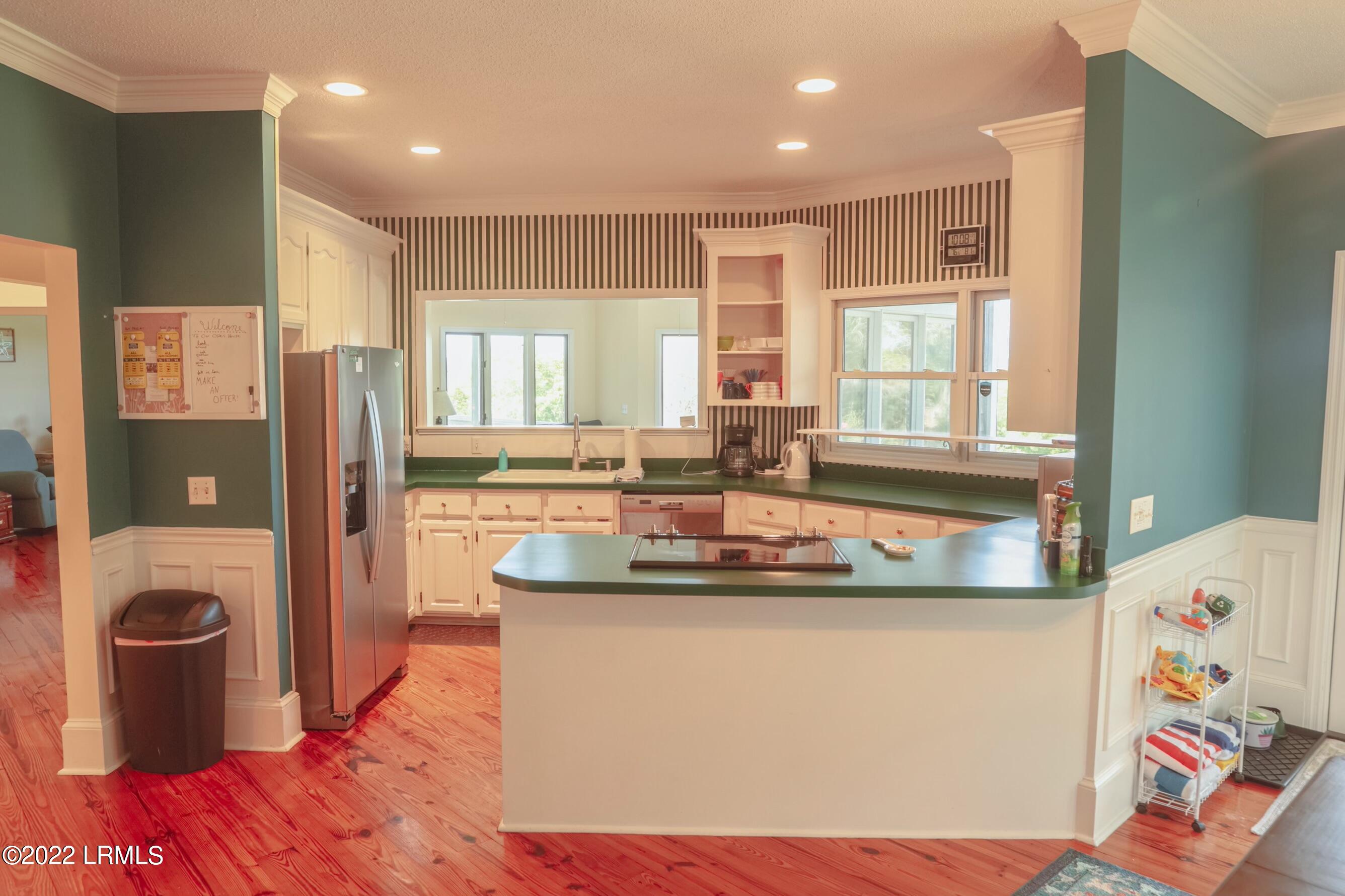 88 Lost Island Road Beaufort, SC 29907 - Photo 9 of 22 kitchen 2