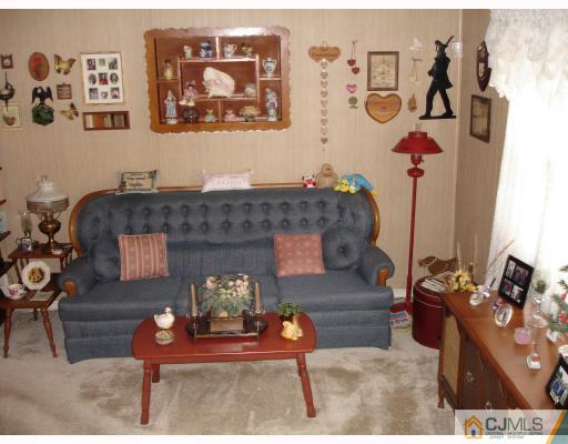 12 Meadow Road East Brunswick, NJ 08816 - Photo 2 of 6 Gallery Image 2
