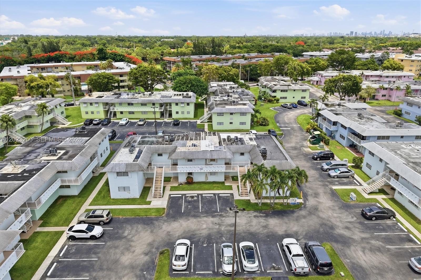 7680 Southwest 82nd Street, Unit H121 Miami, FL 33143 - Photo 27 of 32