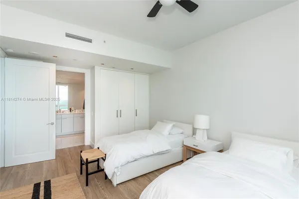 $25,000 | 10295 Collins Avenue, Unit 2506, Bal Harbour, FL 33154