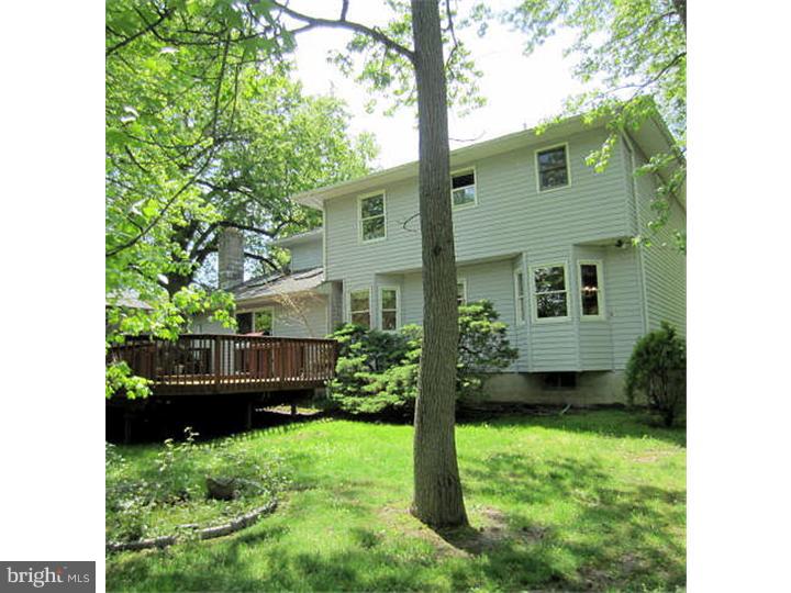 242 Hickory Corner Road East Windsor, NJ 08520 - Photo 21 of 25 Exterior Back