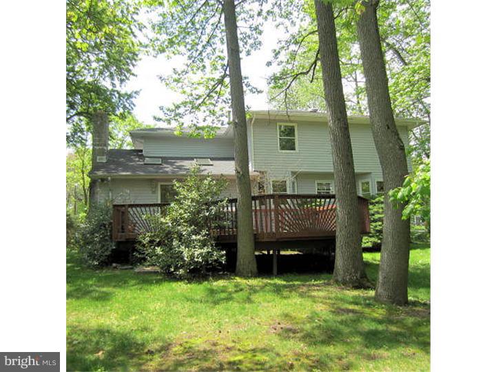 242 Hickory Corner Road East Windsor, NJ 08520 - Photo 22 of 25 Exterior Back