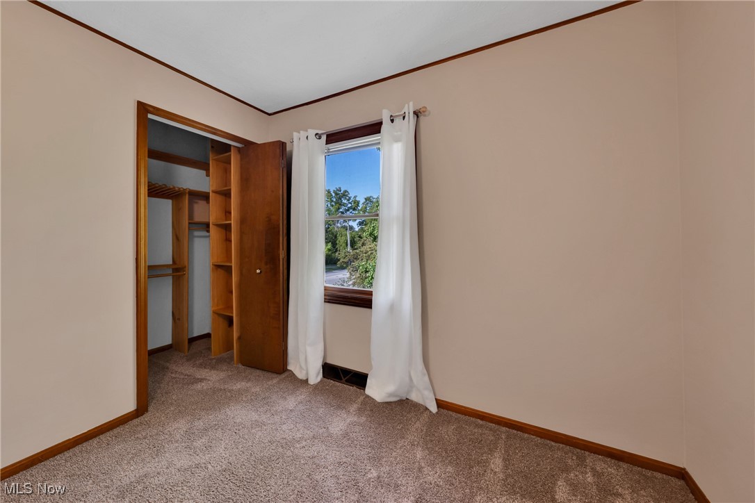 3145 Gale Road Willoughby, OH 44094 - Photo 21 of 31 Bedroom #2 also with custom closet.