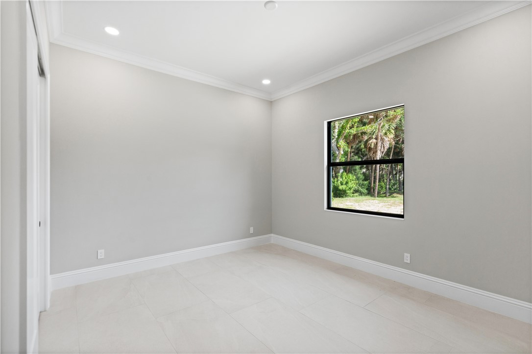 9241 Seaglass Road Vero Beach, FL 32963 - Photo 27 of 35