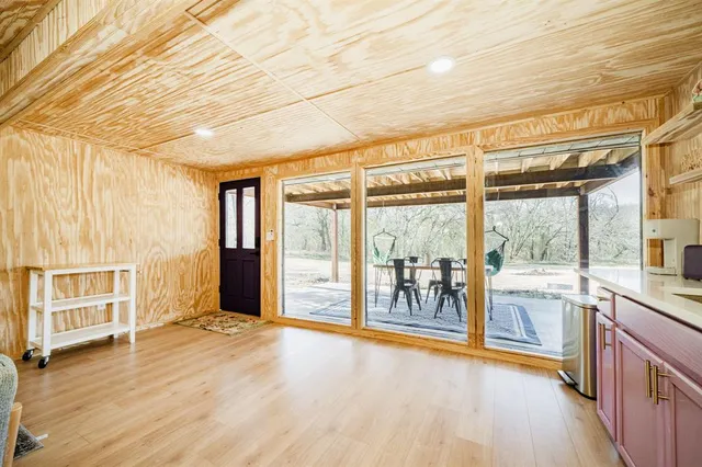 $799,000 | 691 Bear Road, Van Alstyne, TX 75495