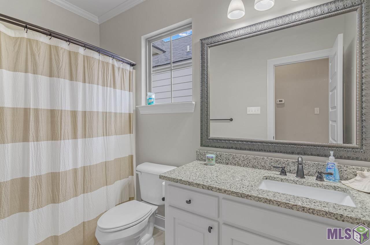2989 Lago Lane Baton Rouge, LA 70810 - Photo 17 of 21 Gallery Image 17
