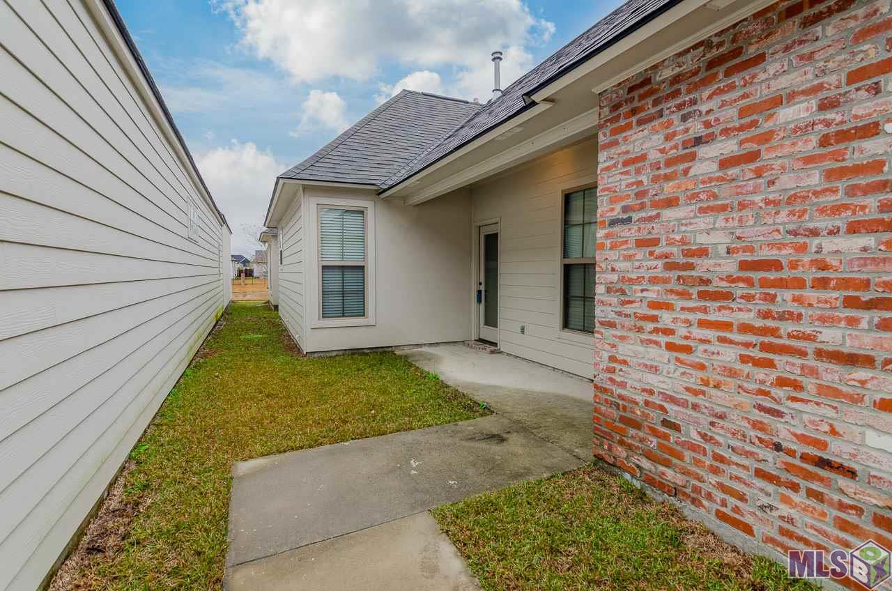 2989 Lago Lane Baton Rouge, LA 70810 - Photo 4 of 21 Gallery Image 4