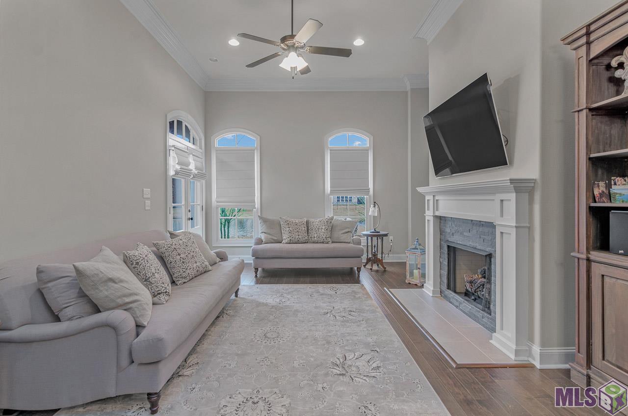 2989 Lago Lane Baton Rouge, LA 70810 - Photo 7 of 21 Gallery Image 7