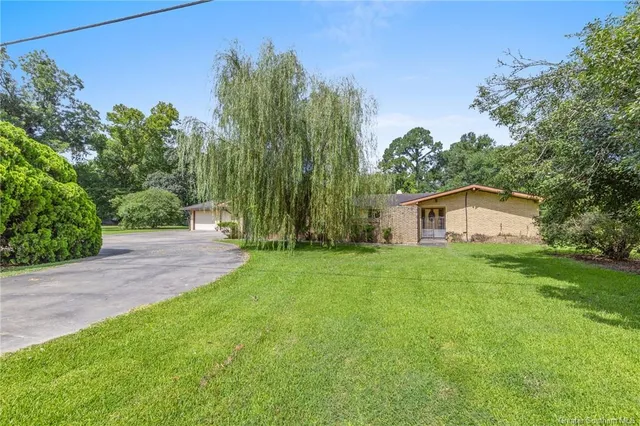 $285,000 | 1831 North Cutting Avenue, Jennings, LA 70546