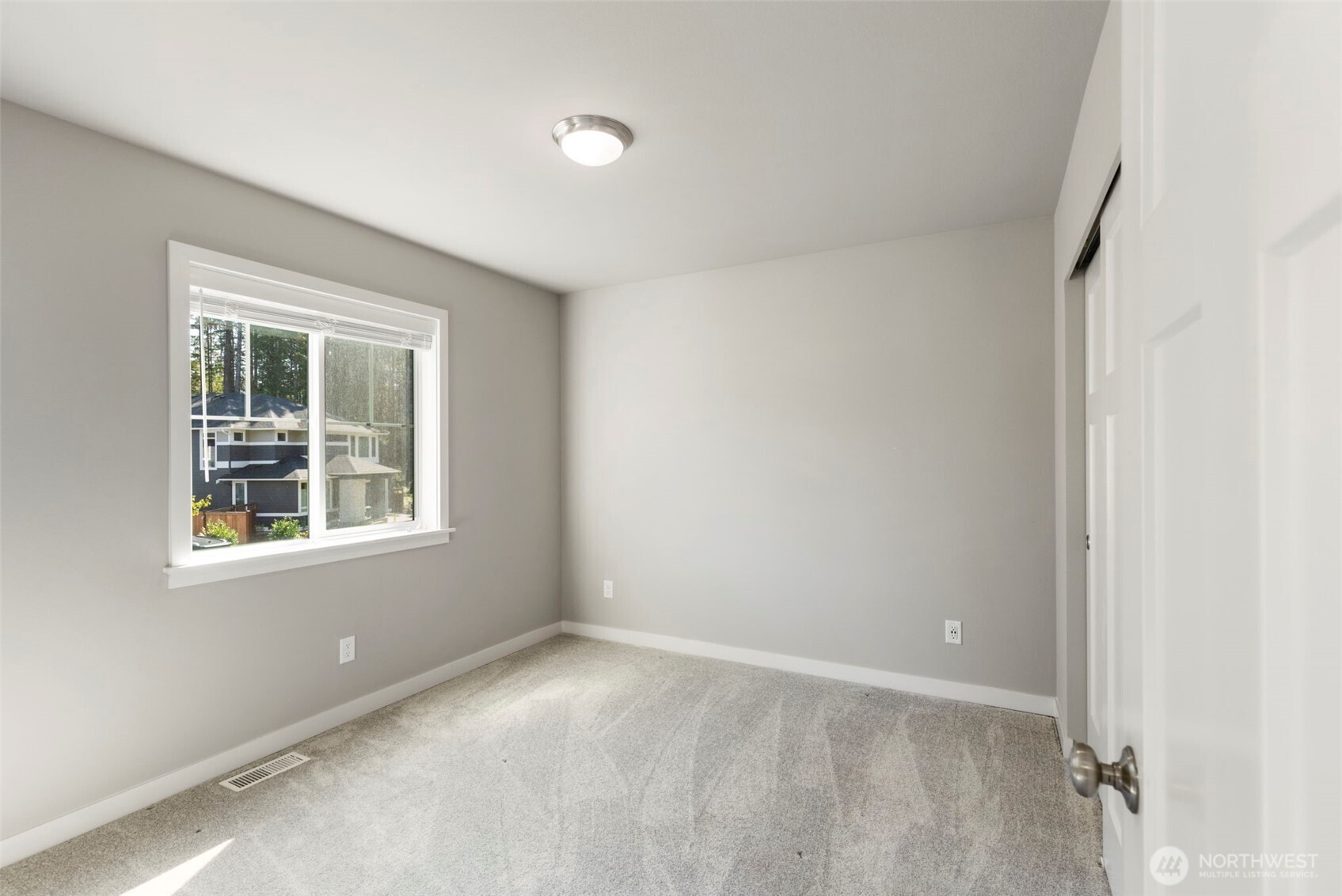 4821 Amherst Way Southwest Port Orchard, WA 98367 - Photo 27 of 34