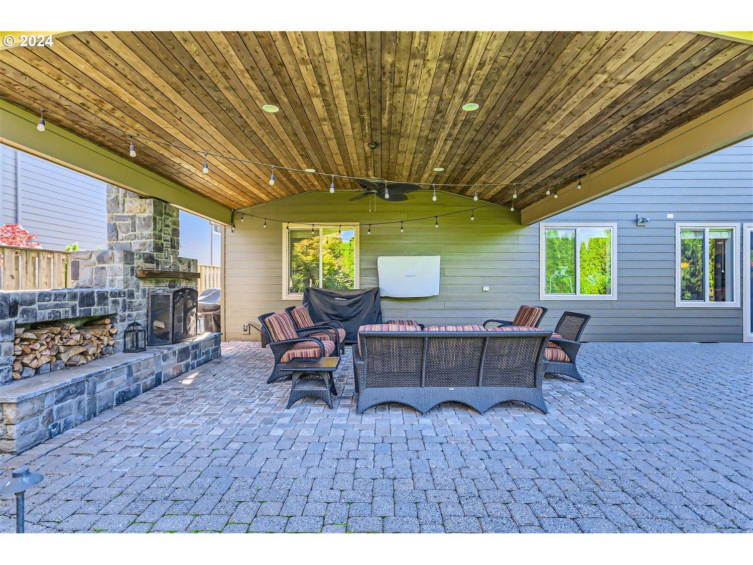 2783 Ridge Lane West Linn, OR 97068 - Photo 46 of 48 Covered Patio