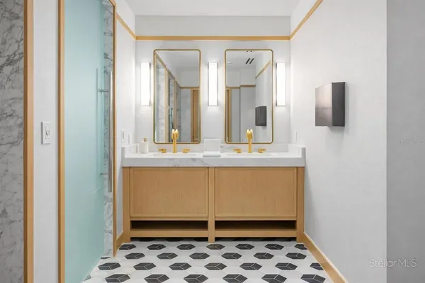 $12,900 | 3015 South Ysabella Avenue, Unit 1003, Tampa, FL 33629