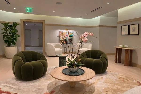 $12,900 | 3015 South Ysabella Avenue, Unit 1003, Tampa, FL 33629