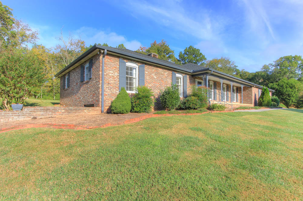 2345 Craig Cove Road Knoxville, TN 37919 - Photo 2 of 28 + Perceptions (2)