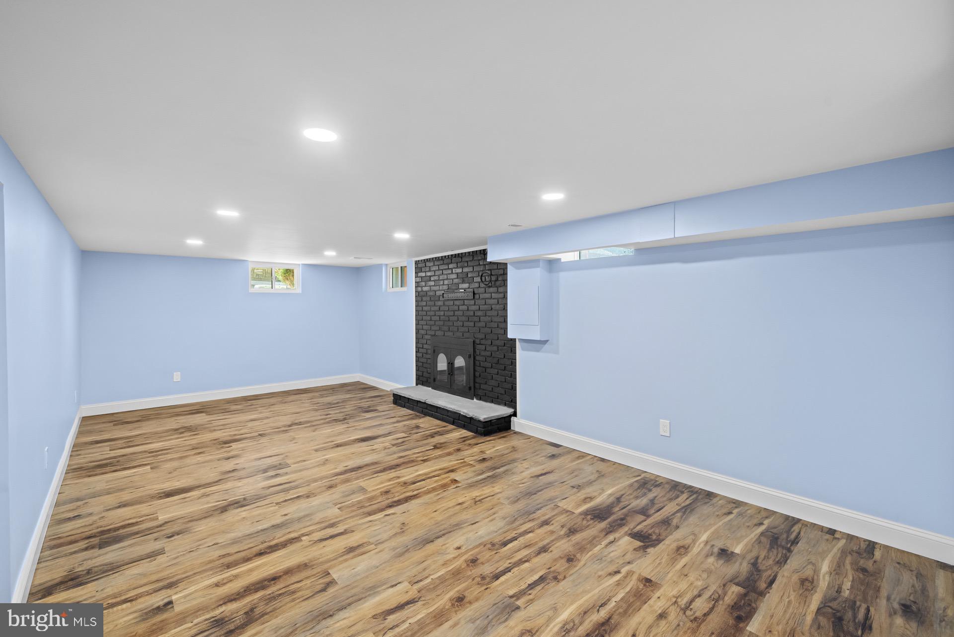 523 Sunset Knoll Road Pasadena, MD 21122 - Photo 39 of 60 a view of an empty room