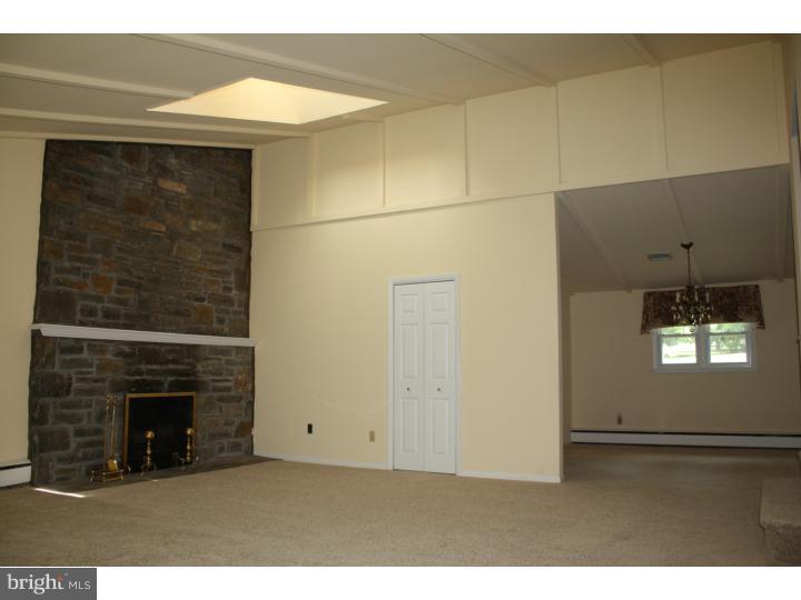 450 South Fairfield Road Devon, PA 19333 - Photo 8 of 18 Living Room
