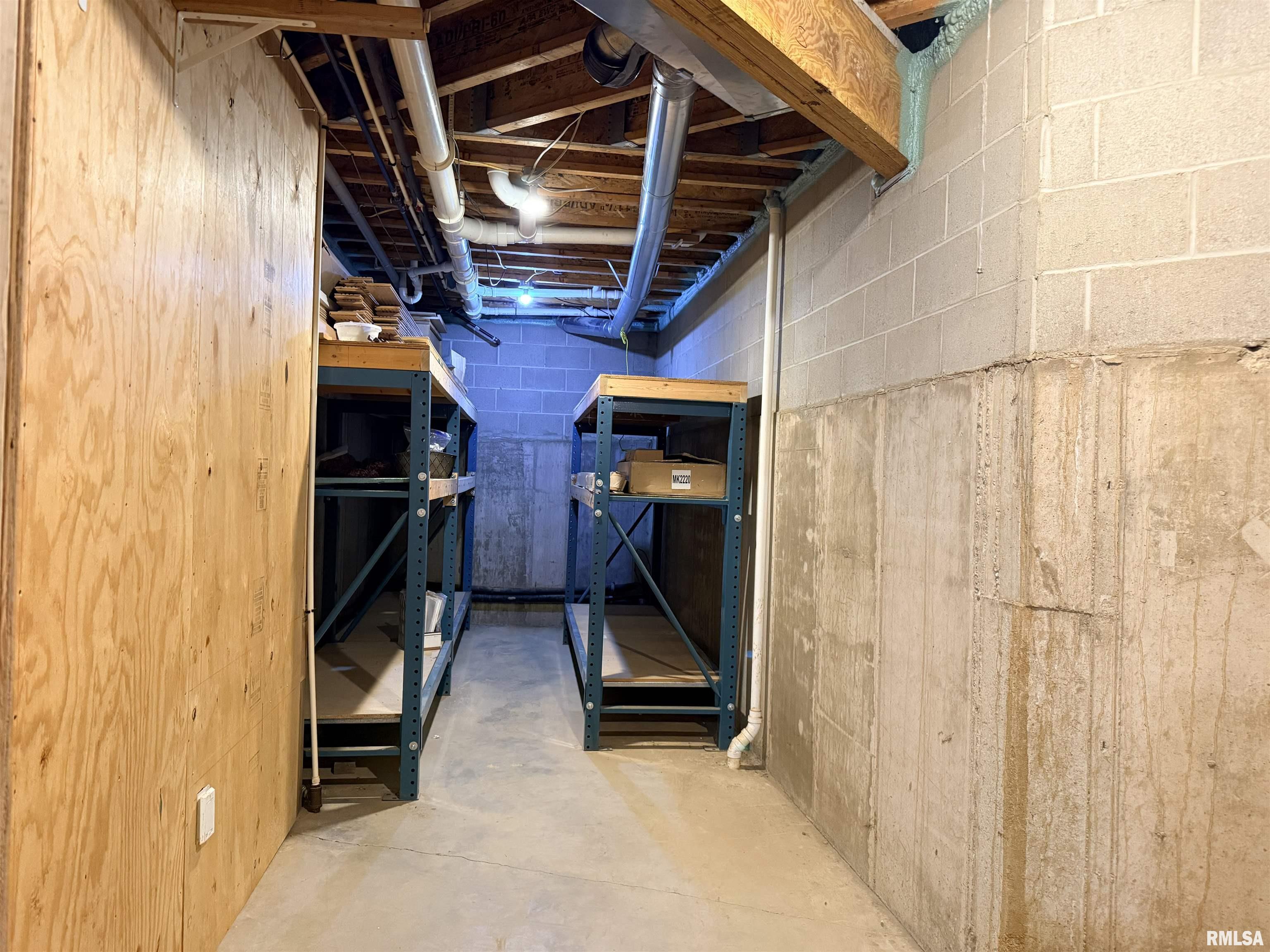 23019 East Owens Road Farmington, IL 61531 - Photo 38 of 66