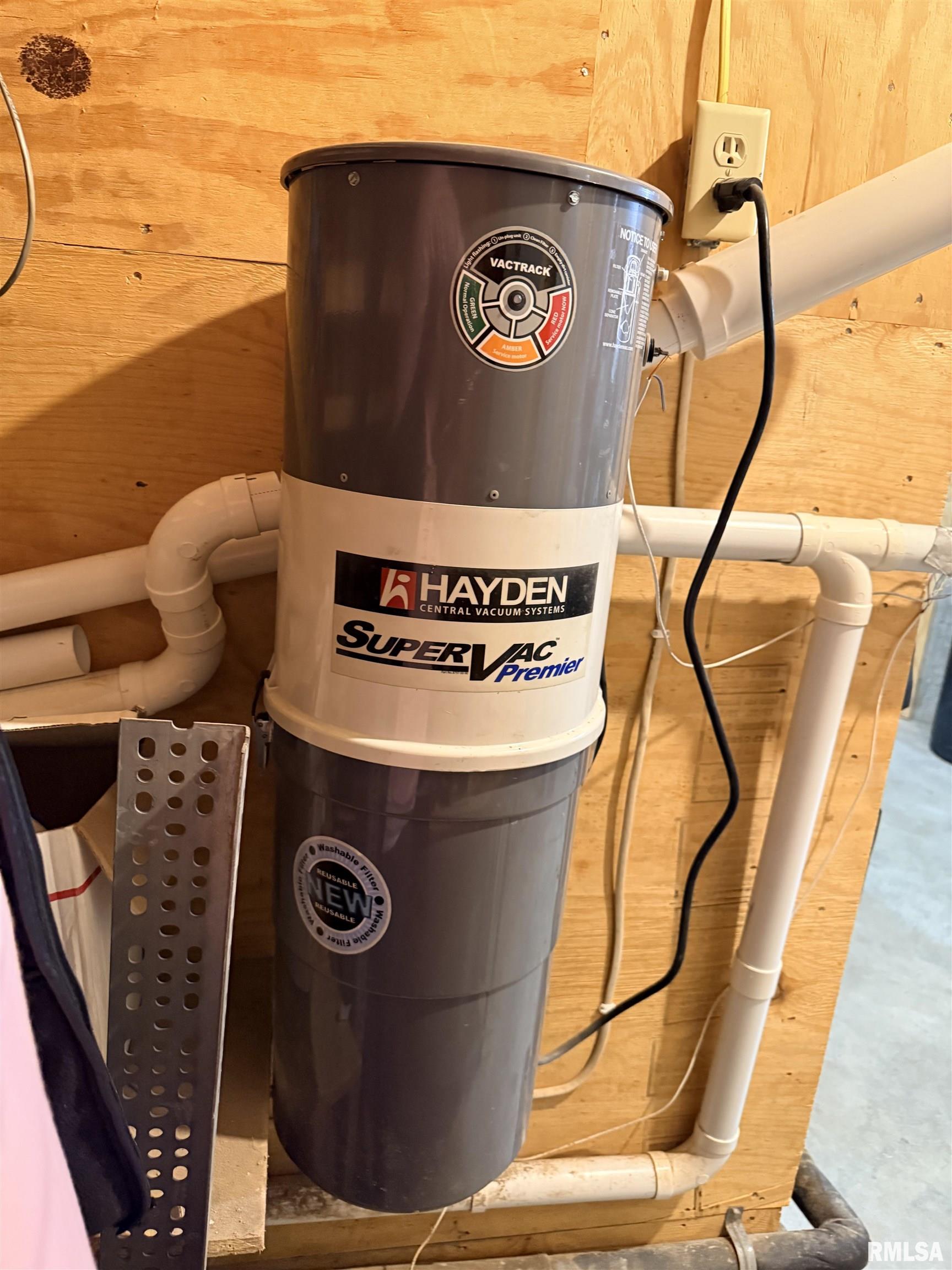 23019 East Owens Road Farmington, IL 61531 - Photo 40 of 66