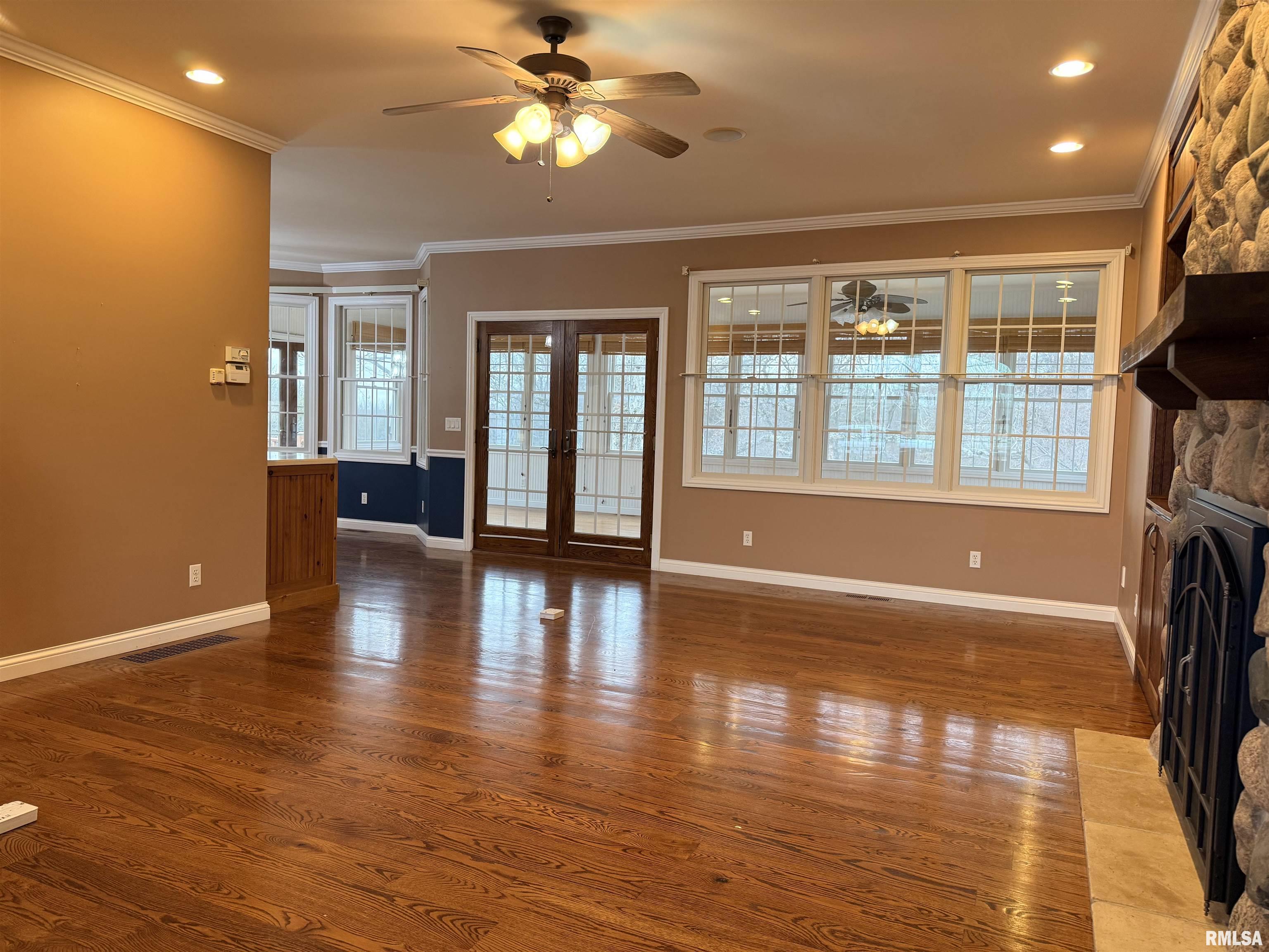 23019 East Owens Road Farmington, IL 61531 - Photo 8 of 66