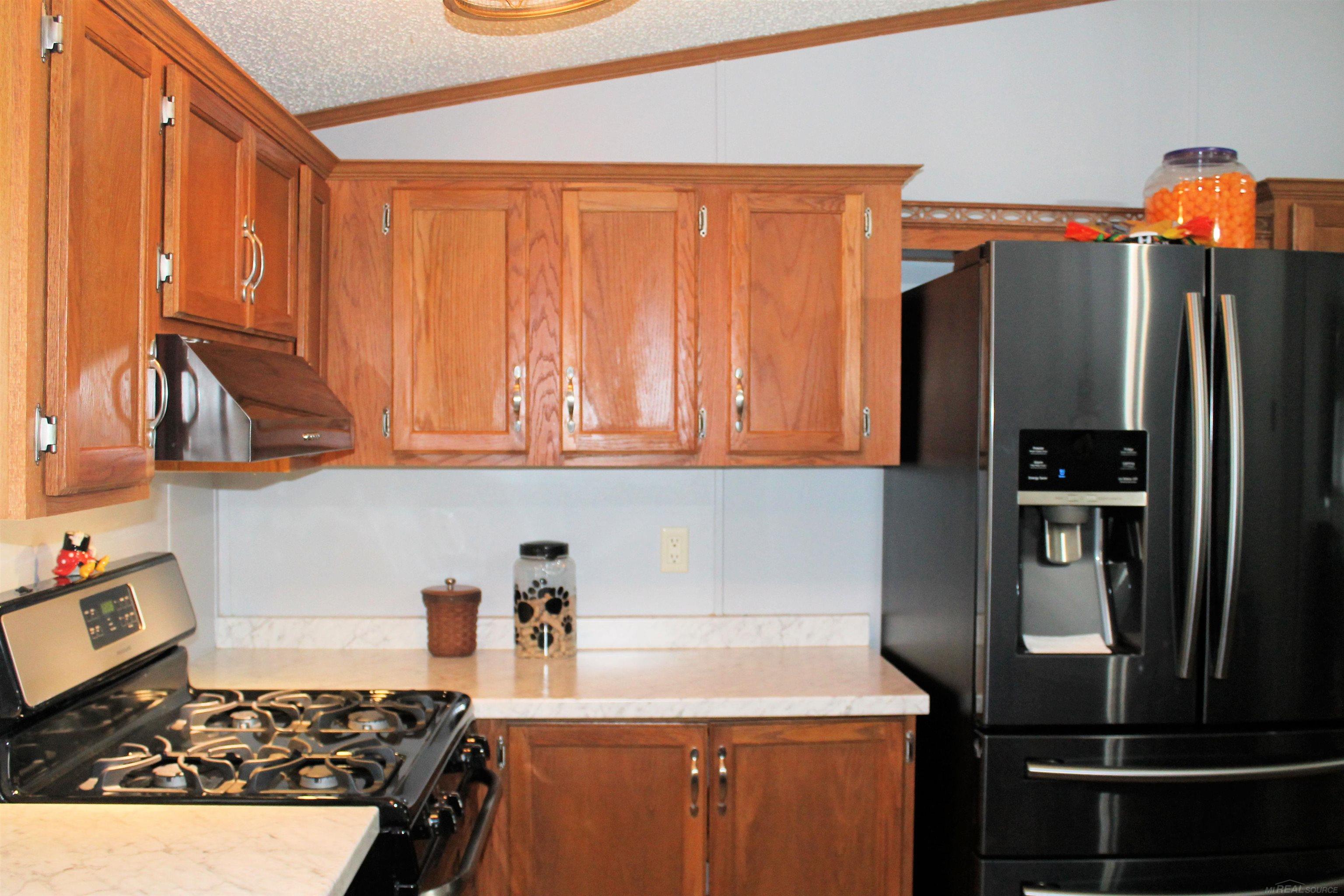 2545 Lakeshore Road, Unit LOT 21 Applegate, MI 48401 - Photo 9 of 30