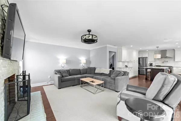 $7,000 | 19314 Yachtman Drive, Cornelius, NC 28031