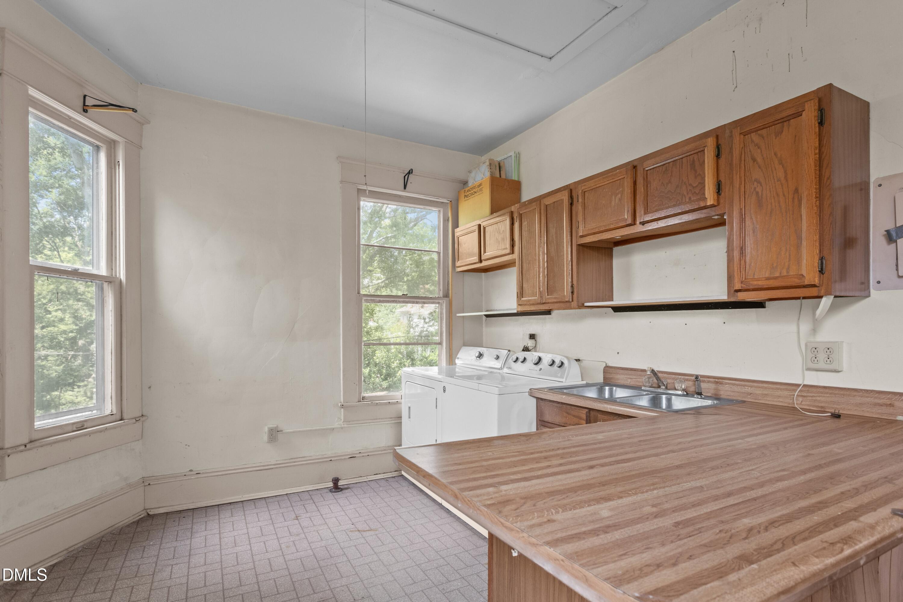 414 South Boylan Avenue Raleigh, NC 27603 - Photo 19 of 49 CGP_8597
