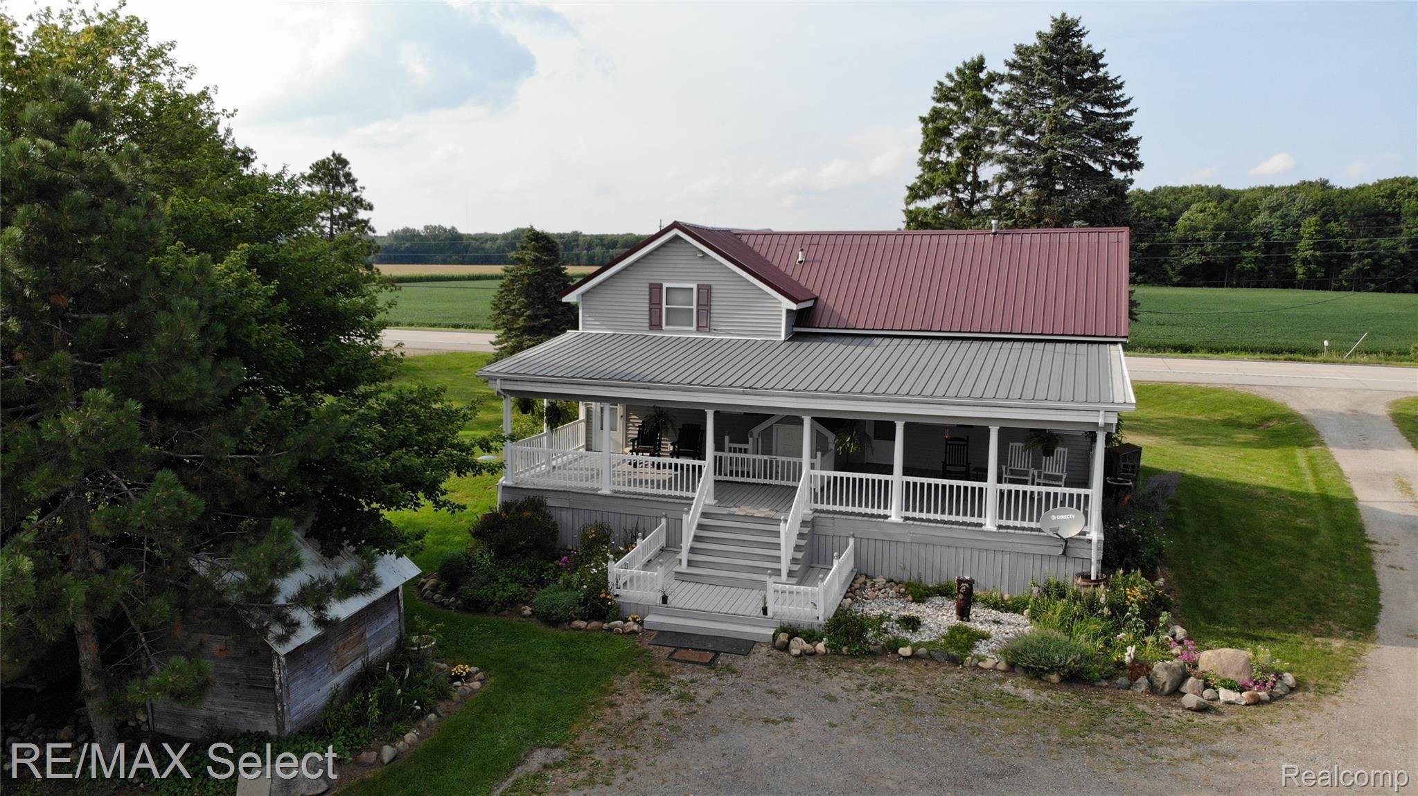 6087 Peet Road Chesaning, MI 48616 - Photo 22 of 55 6087 Peet Road 021.JPG
