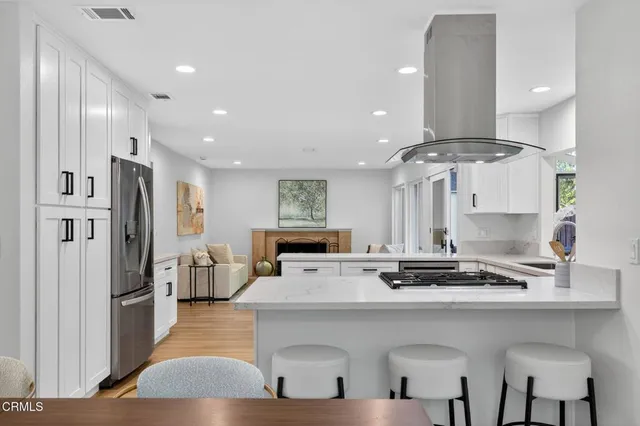 $1,495,000 | 2225 Calle Riscoso, Thousand Oaks, CA 91362