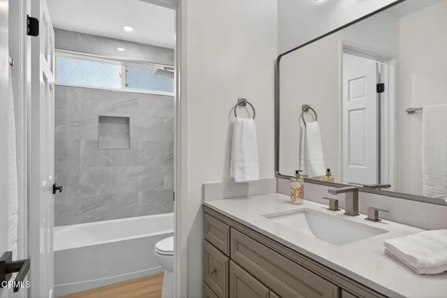 $1,495,000 | 2225 Calle Riscoso, Thousand Oaks, CA 91362