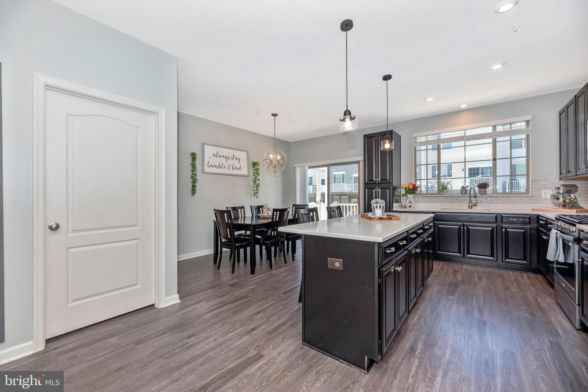 8471 Randell Rdg Road Frederick, MD 21704 - Photo 8 of 49 Eating area and deck off the kitchen