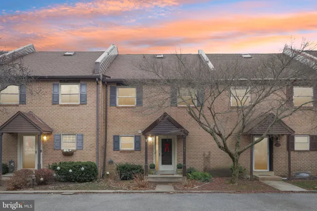 $650,000 | 120 Eaton Drive, Wayne, PA 19087