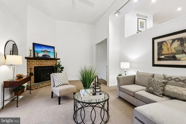 $650,000 | 120 Eaton Drive, Wayne, PA 19087