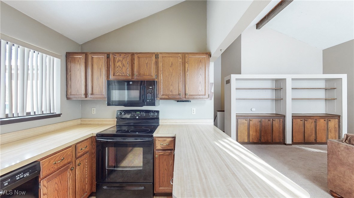 4617 Stow Road Stow, OH 44224 - Photo 8 of 23
