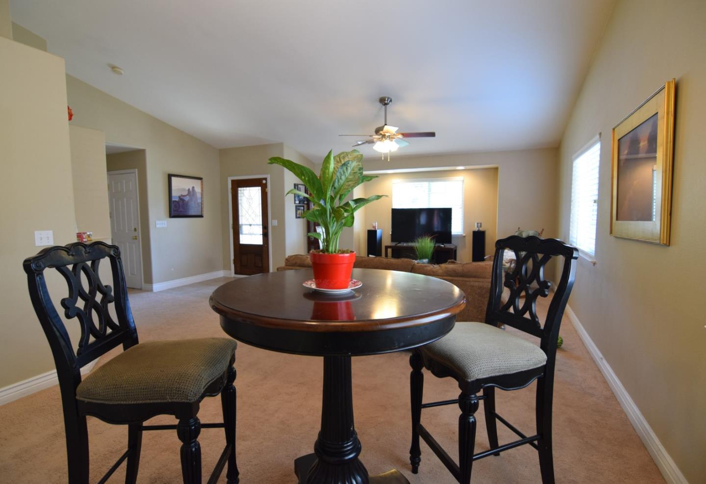 5462 Mesa Road Gilroy, CA 95020 - Photo 17 of 37 Gallery Image 17