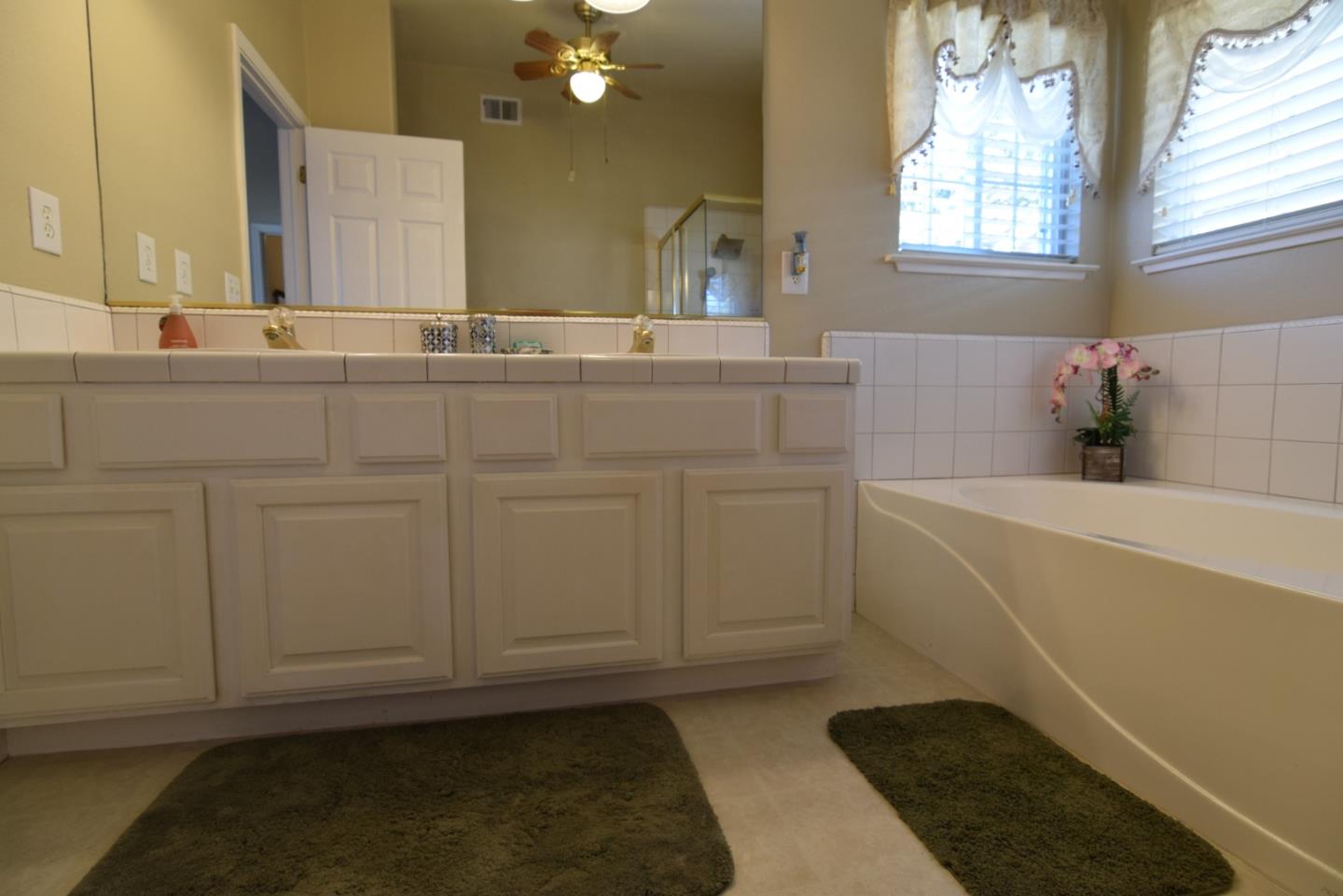 5462 Mesa Road Gilroy, CA 95020 - Photo 36 of 37 Gallery Image 36