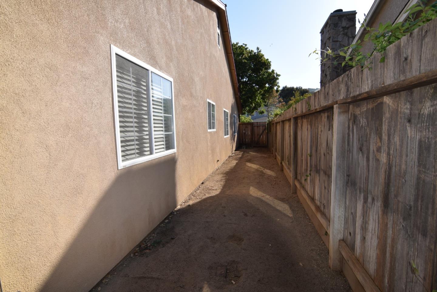 5462 Mesa Road Gilroy, CA 95020 - Photo 6 of 37 Gallery Image 6