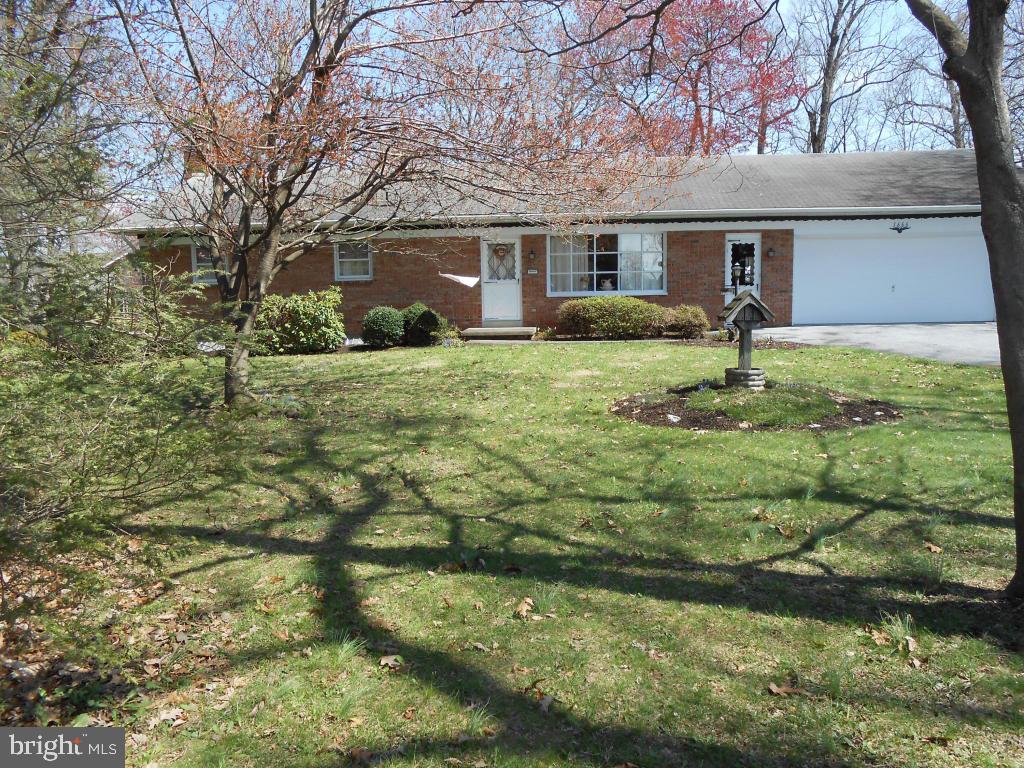 1666 Shumaker Road Manheim, PA 17545 - Photo 13 of 29