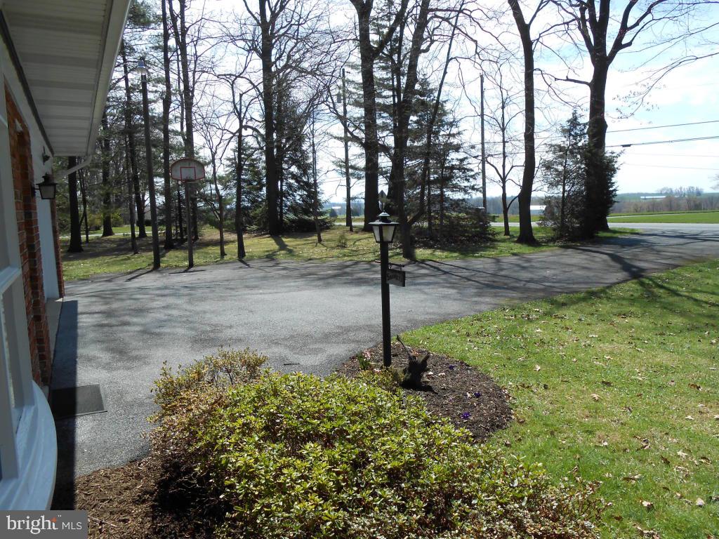 1666 Shumaker Road Manheim, PA 17545 - Photo 3 of 29