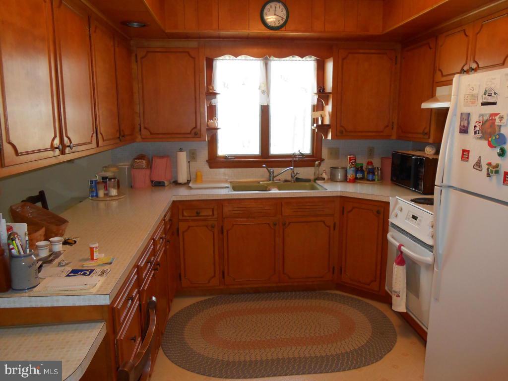 1666 Shumaker Road Manheim, PA 17545 - Photo 22 of 29