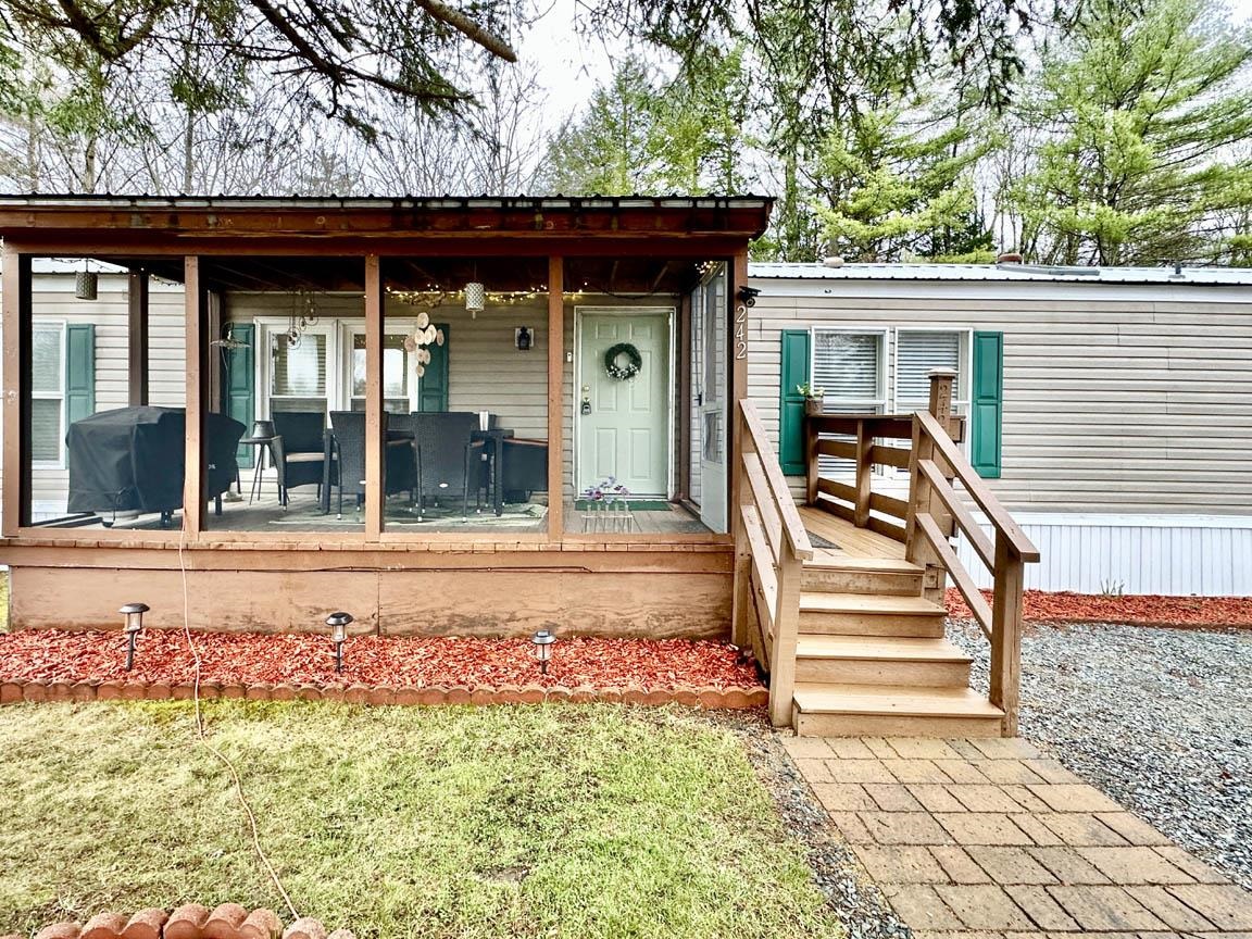 242 Riverside Drive Campton, NH 03223 - Photo 33 of 39
